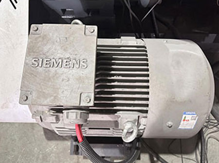 upload/1c/202507/ab-co-extrusion-color-strips-film-blowing-machine-09.jpg
