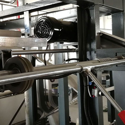 upload/1c/202507/non-woven-high-speed-t-shirt-bag-making-machine-09.jpg