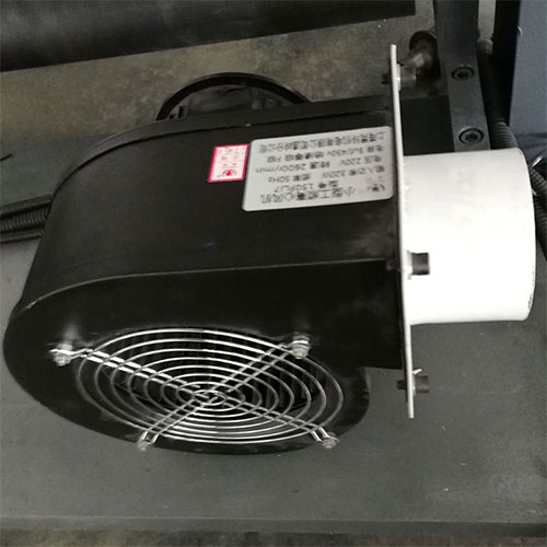 upload/1c/202507/non-woven-high-speed-t-shirt-bag-making-machine-10.jpg