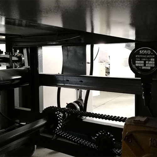 upload/1c/202507/non-woven-high-speed-t-shirt-bag-making-machine-11.jpg